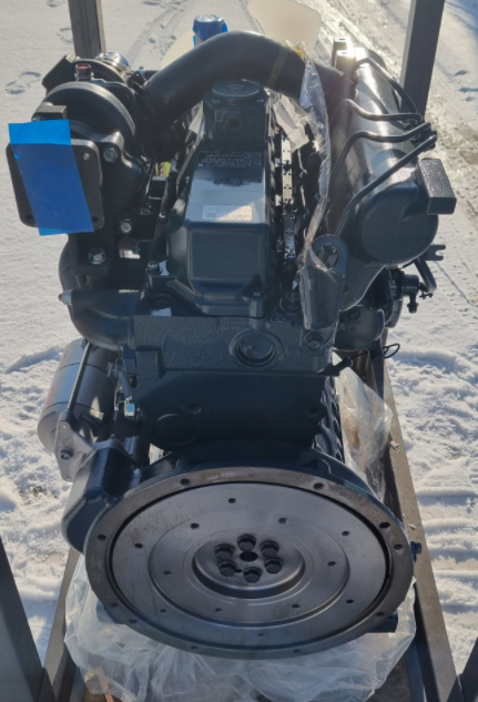 NOWY SILNIK KUBOTA V2403-T TURBO - GENEUS