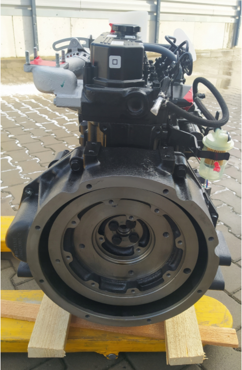 NOWY SILNIK MITSUBISHI S3L2 S3L - GENEUS