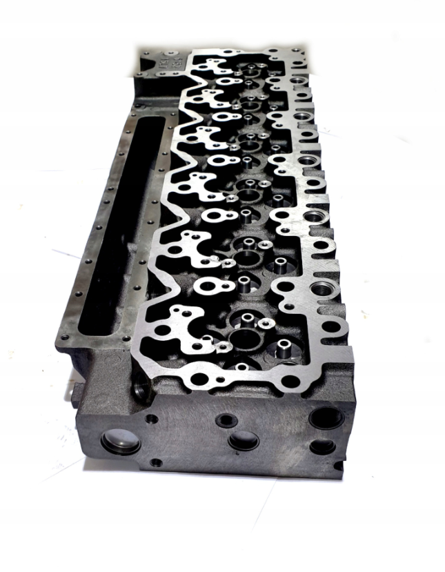 Głowica silnika CUMMINS ISLe 8.9 24V - GENEUS