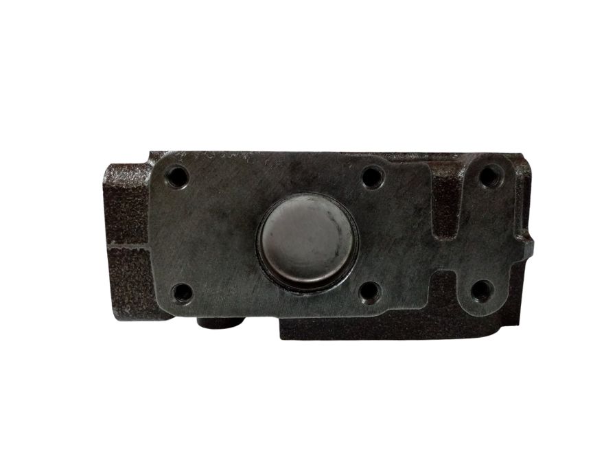 Głowica silnika YANMAR 3TNB82 3TNB84 3TN84 - GENEUS