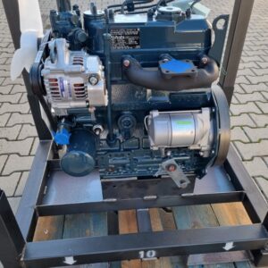 Nowy Oryginalny SILNIK KUBOTA D1105