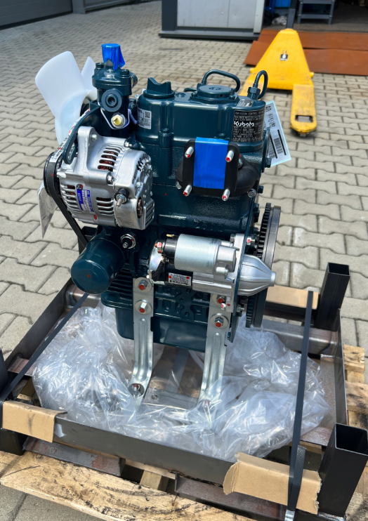 Nowy Oryginalny SILNIK KUBOTA Z602 - GENEUS