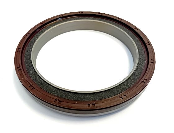 Uszczelniacz wału Isuzu 6HK1, 4HK1, 4HF1 - tył - GENEUS