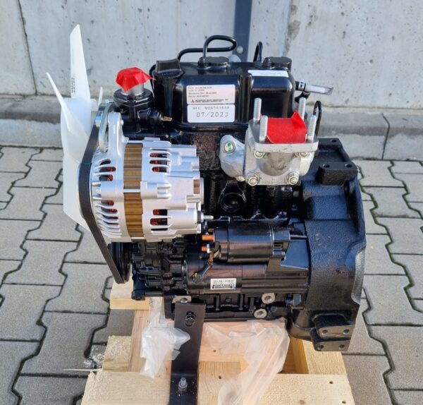 NOWY ORYGINALNY KOMPLETNY SILNIK MITSUBISHI L2E - GENEUS