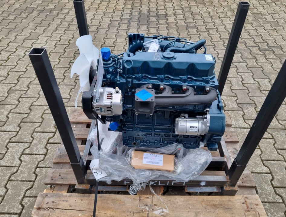 NOWY ORYGINALNY SILNIK KUBOTA V2203 - GENEUS
