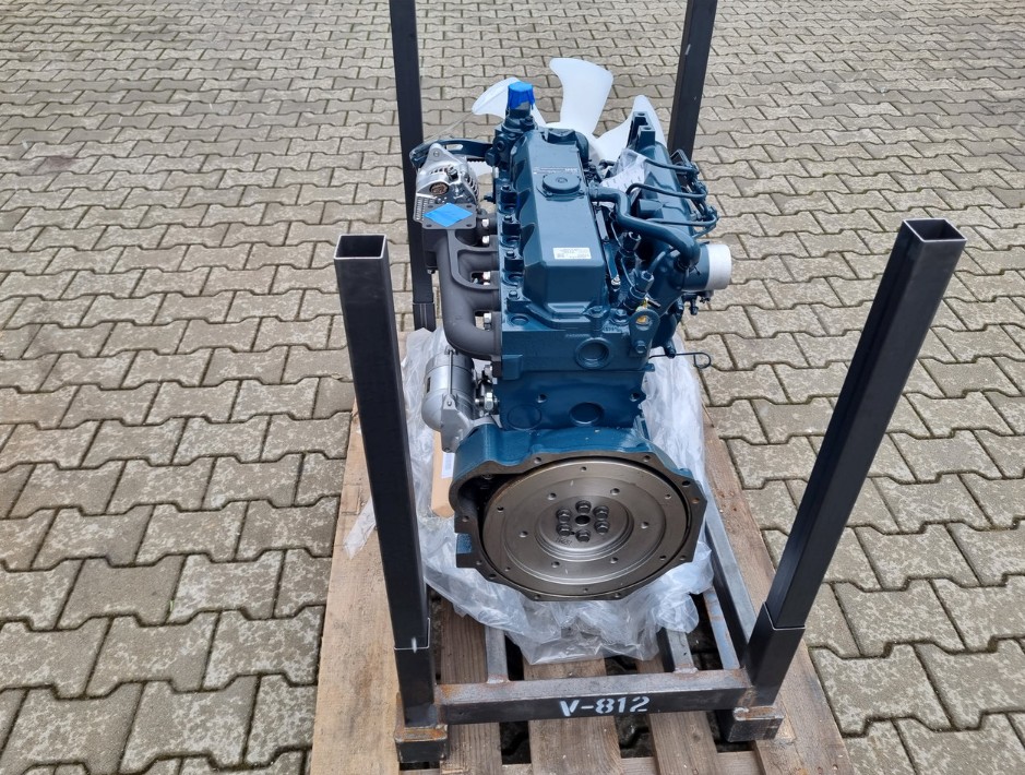 NOWY ORYGINALNY SILNIK KUBOTA V2203 - GENEUS