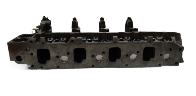 NOWA Głowica silnika ISUZU 4HF1 - GENEUS