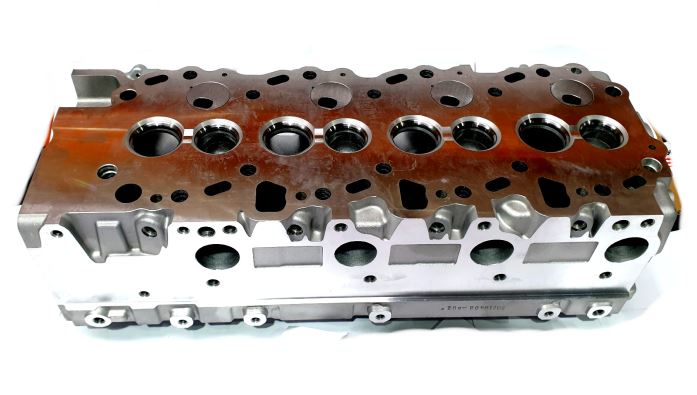 Głowica silnika TOYOTA 1KZ-T - GENEUS