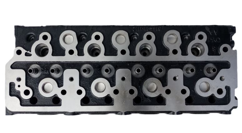 Głowica silnika Komatsu 4D94 - GENEUS