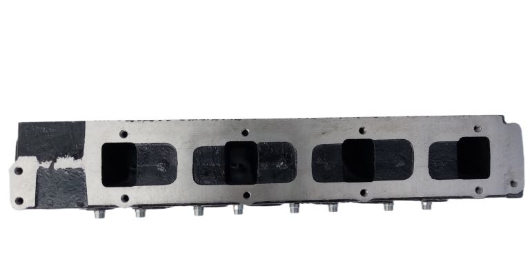 Głowica silnika Komatsu 4D94 - GENEUS