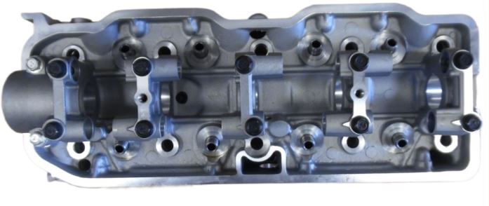 NOWA Głowica silnika MITSUBISHI 4G63 - GENEUS