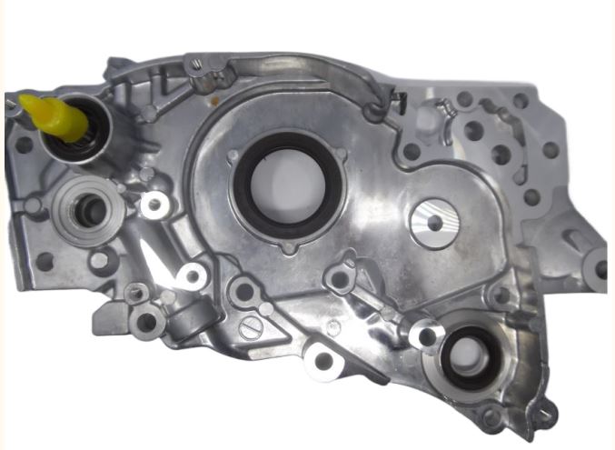 Pompa oleju silnika Mitsubishi 4G64 4G63 4G62 - GENEUS