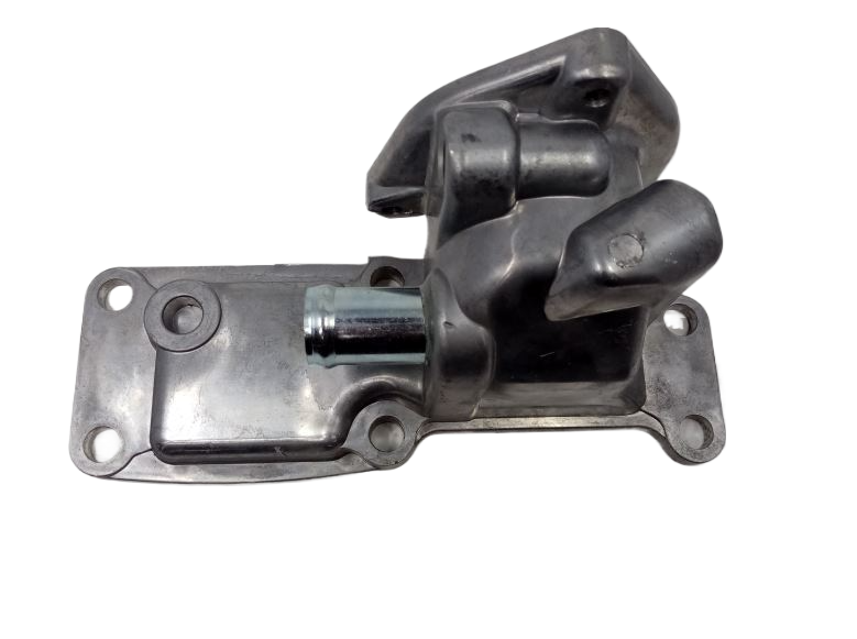 Dolna obudowa termostatu ISUZU 6BG1 6BD1 4BD1 4BG1 4BB1 6BB1 - GENEUS