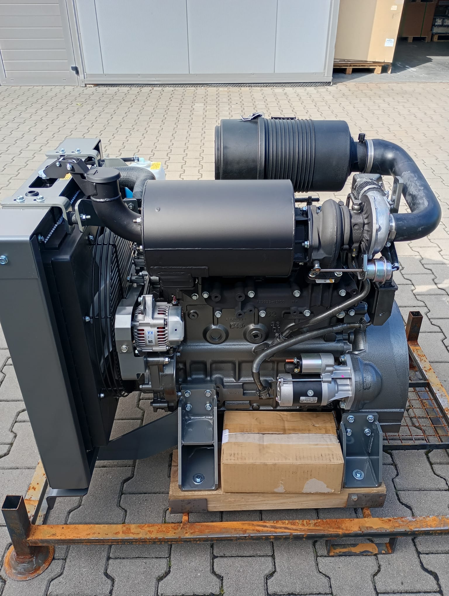 SILNIK YANMAR 4TNV98T-NS 62,5kW/2500obr. STAGE 2 - GENEUS