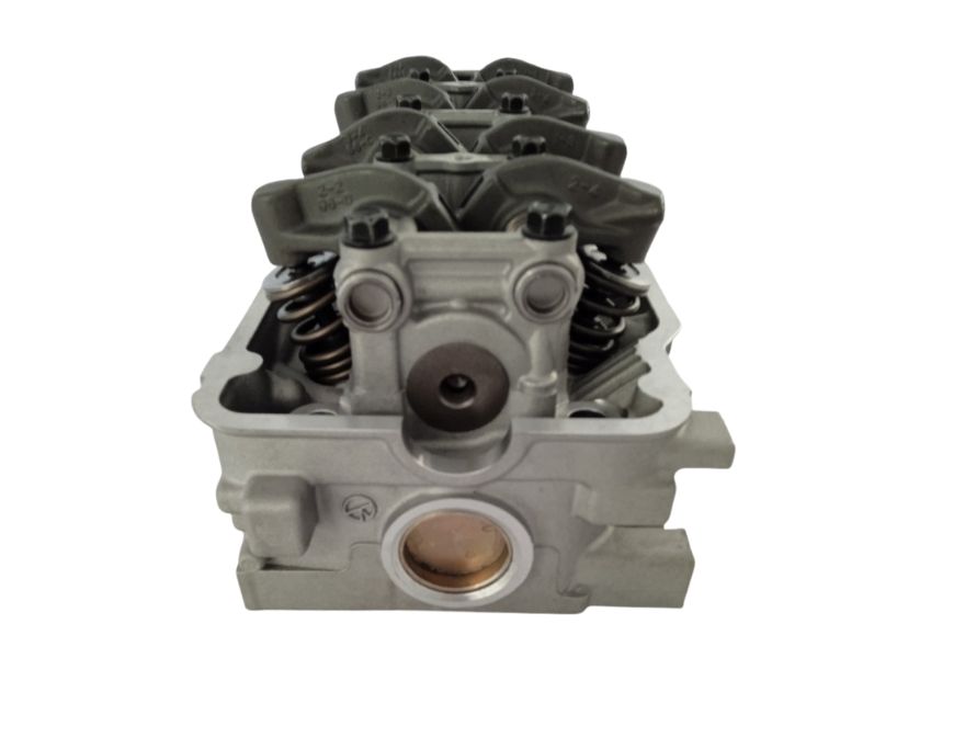Głowica silnika MITSUBISHI 4G64 8V - GENEUS